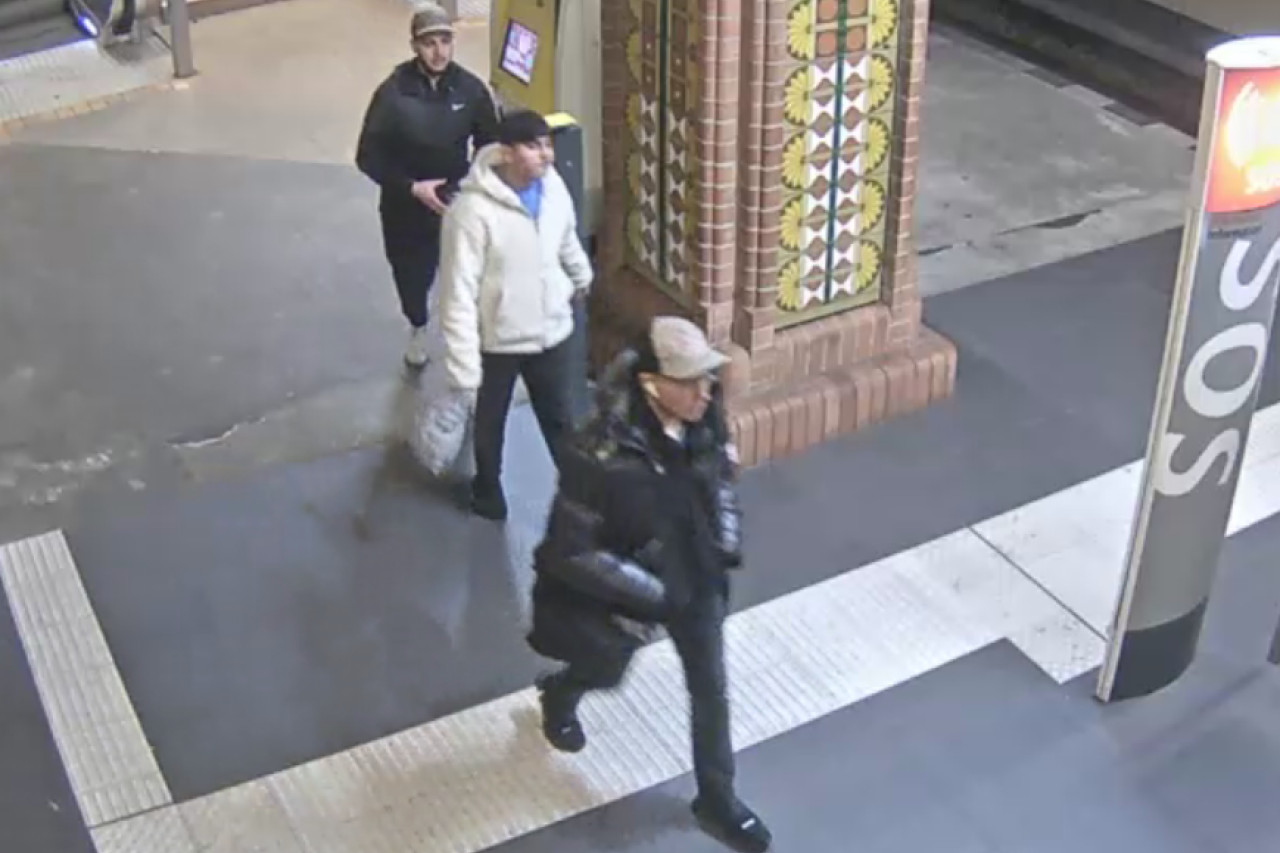 Drei Tatverdächtige nach brutalem Raub in Reinickendorf gesucht!
