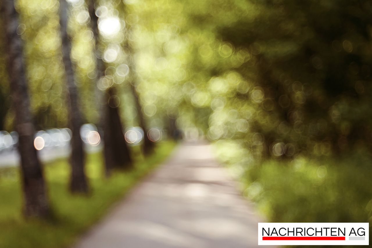 Bestattung in Berlin: Wartezeiten schnüren Angehörige in ihrer Trauer!